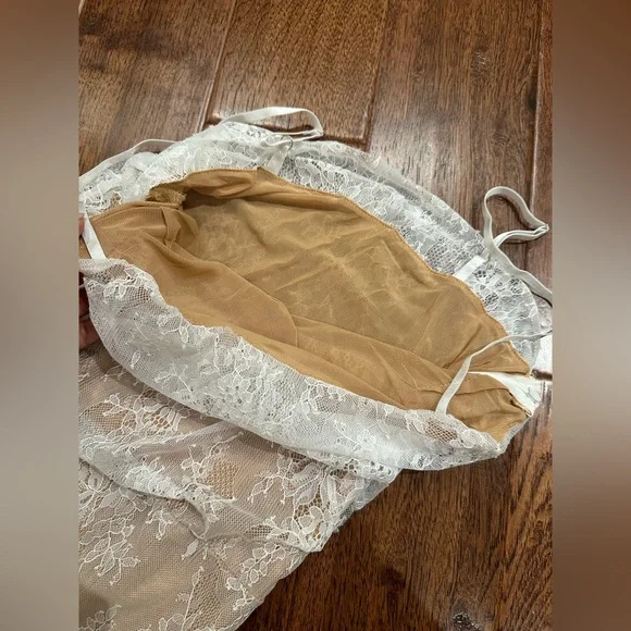 ***SOLD***BRAND NEW DRESS - Picture 9 of 10